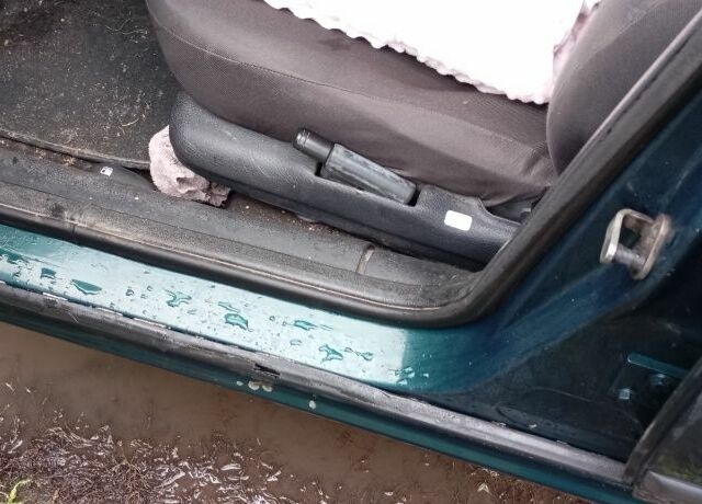 Пежо 406 2000 в Носовке на Automoto.ua Зеленый Пежо 406, объемом двигателя 1.8 л и пробегом 420 тыс. км за 1700 $, фото 15 на Automoto.ua