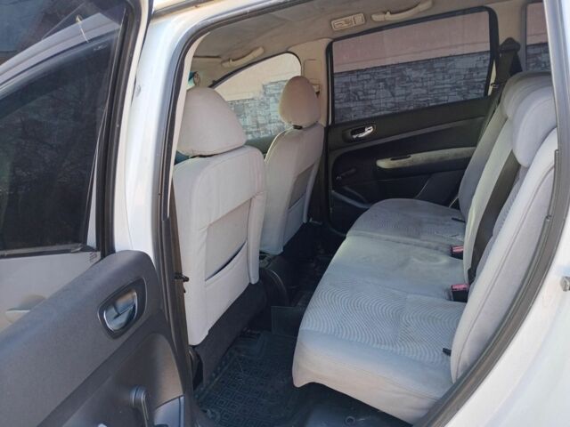 Белый Пежо 407, объемом двигателя 1.4 л и пробегом 399 тыс. км за 3250 $, фото 6 на Automoto.ua