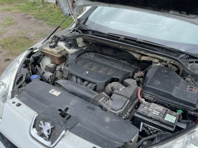 Белый Пежо 407, объемом двигателя 2 л и пробегом 245 тыс. км за 3000 $, фото 6 на Automoto.ua