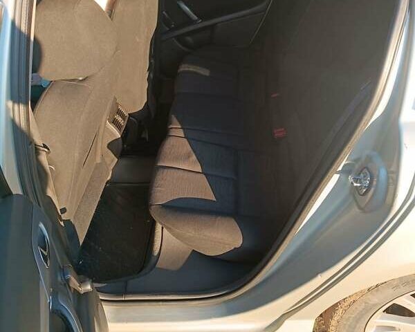 Бежевый Пежо 407, объемом двигателя 1.75 л и пробегом 318 тыс. км за 3700 $, фото 19 на Automoto.ua