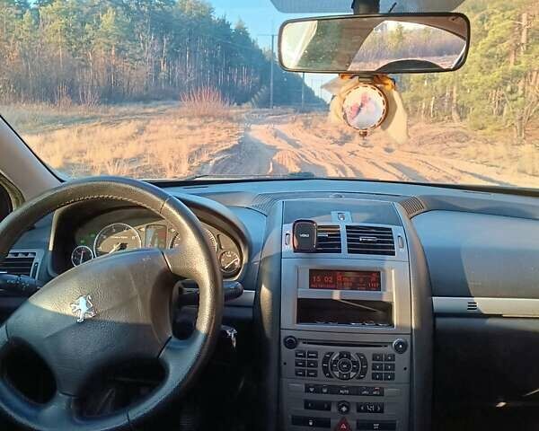 Бежевый Пежо 407, объемом двигателя 1.75 л и пробегом 318 тыс. км за 3700 $, фото 18 на Automoto.ua