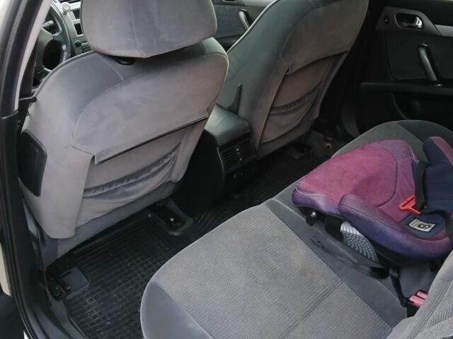 Бежевий Пежо 407, об'ємом двигуна 2 л та пробігом 301 тис. км за 4100 $, фото 6 на Automoto.ua