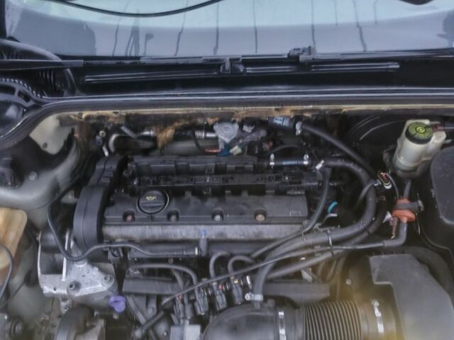 Чорний Пежо 407, об'ємом двигуна 2 л та пробігом 250 тис. км за 3500 $, фото 6 на Automoto.ua