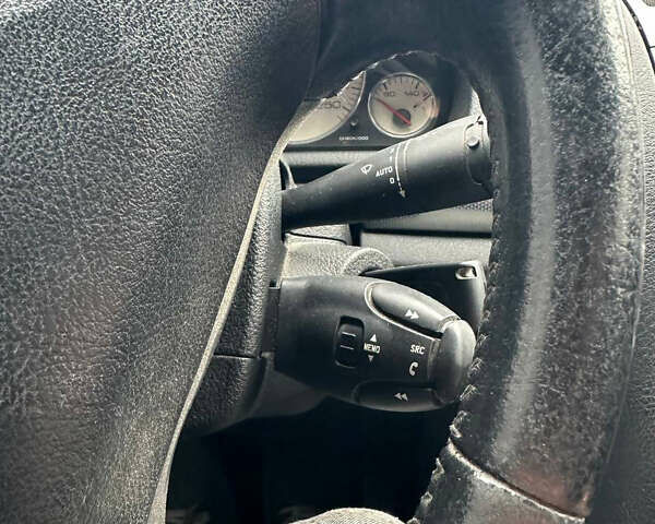 Пежо 407 2004 в Ровно на Automoto.ua Черный Пежо 407, объемом двигателя 2 л и пробегом 350 тыс. км за 4150 $, фото 13 на Automoto.ua