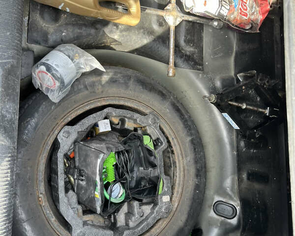 Пежо 407 2004 в Ровно на Automoto.ua Черный Пежо 407, объемом двигателя 2 л и пробегом 350 тыс. км за 4150 $, фото 14 на Automoto.ua