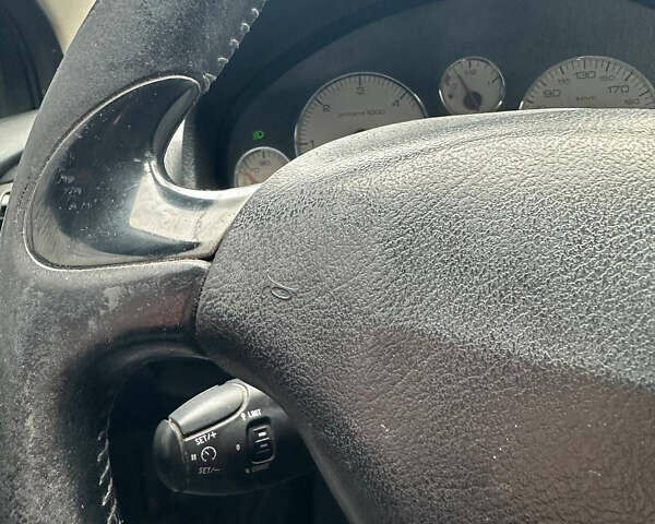 Пежо 407 2004 в Ровно на Automoto.ua Черный Пежо 407, объемом двигателя 2 л и пробегом 350 тыс. км за 4150 $, фото 12 на Automoto.ua