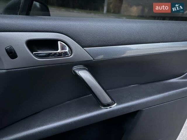 Пежо 407 2004 в Ровно на Automoto.ua Черный Пежо 407, объемом двигателя 2 л и пробегом 280 тыс. км за 3200 $, фото 27 на Automoto.ua