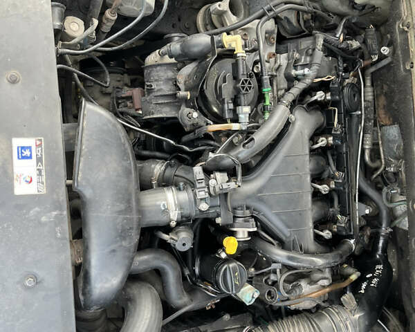 Пежо 407 2004 в Ровно на Automoto.ua Черный Пежо 407, объемом двигателя 2 л и пробегом 350 тыс. км за 4150 $, фото 15 на Automoto.ua
