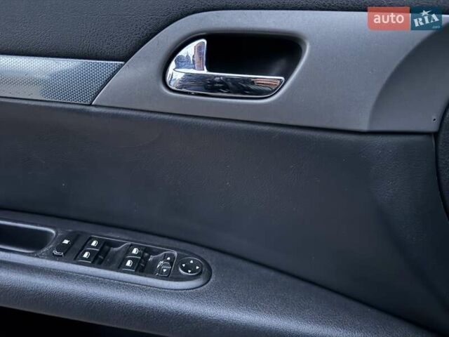 Пежо 407 2004 в Ровно на Automoto.ua Черный Пежо 407, объемом двигателя 2 л и пробегом 280 тыс. км за 3200 $, фото 42 на Automoto.ua