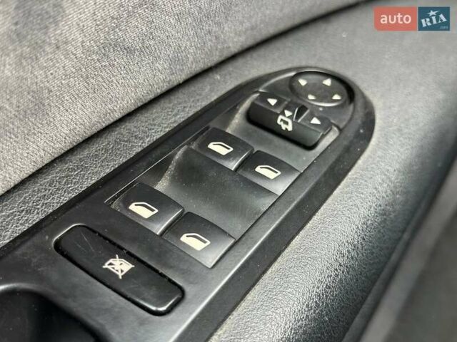 Черный Пежо 407, объемом двигателя 2 л и пробегом 225 тыс. км за 4190 $, фото 18 на Automoto.ua