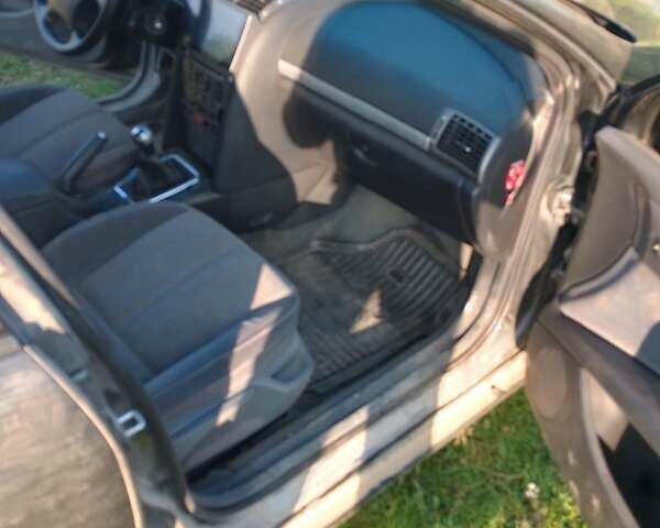 Черный Пежо 407, объемом двигателя 1.75 л и пробегом 229 тыс. км за 4300 $, фото 8 на Automoto.ua