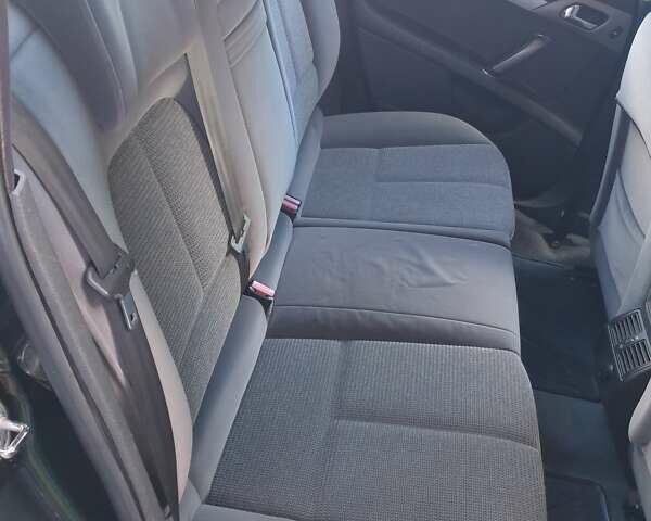 Чорний Пежо 407, об'ємом двигуна 2 л та пробігом 224 тис. км за 3900 $, фото 9 на Automoto.ua