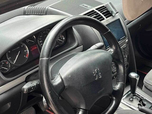 Чорний Пежо 407, об'ємом двигуна 2 л та пробігом 192 тис. км за 4590 $, фото 13 на Automoto.ua