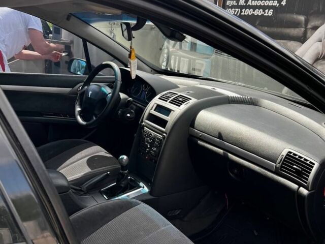 Черный Пежо 407, объемом двигателя 2 л и пробегом 400 тыс. км за 3200 $, фото 2 на Automoto.ua
