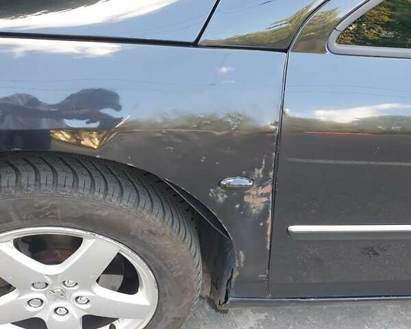 Чорний Пежо 407, об'ємом двигуна 2 л та пробігом 224 тис. км за 3900 $, фото 15 на Automoto.ua