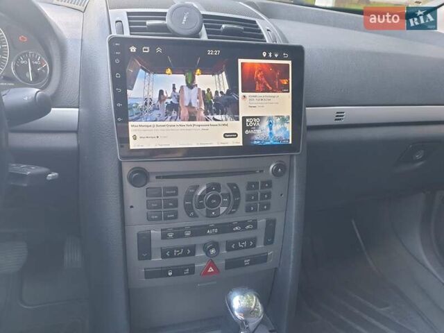 Чорний Пежо 407, об'ємом двигуна 2 л та пробігом 224 тис. км за 3900 $, фото 6 на Automoto.ua