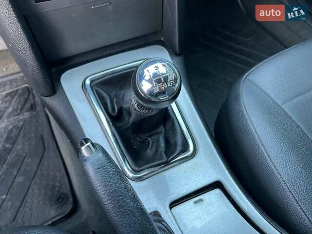 Чорний Пежо 407, об'ємом двигуна 1.8 л та пробігом 280 тис. км за 4290 $, фото 28 на Automoto.ua