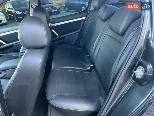 Чорний Пежо 407, об'ємом двигуна 1.8 л та пробігом 280 тис. км за 4290 $, фото 32 на Automoto.ua