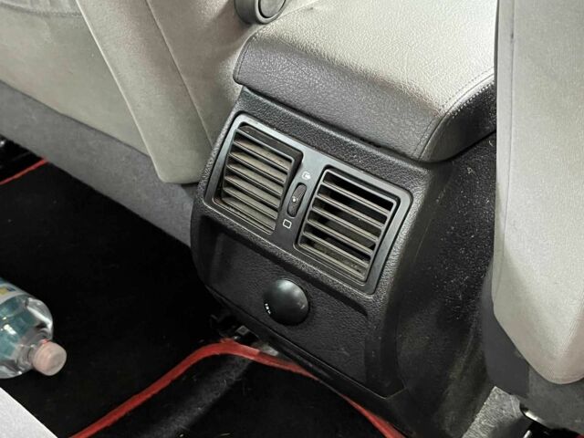 Чорний Пежо 407, об'ємом двигуна 2 л та пробігом 192 тис. км за 4590 $, фото 20 на Automoto.ua