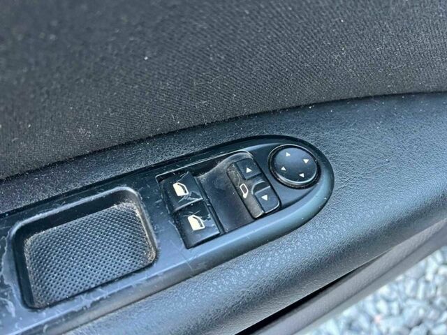 Чорний Пежо 407, об'ємом двигуна 1.8 л та пробігом 280 тис. км за 4290 $, фото 15 на Automoto.ua