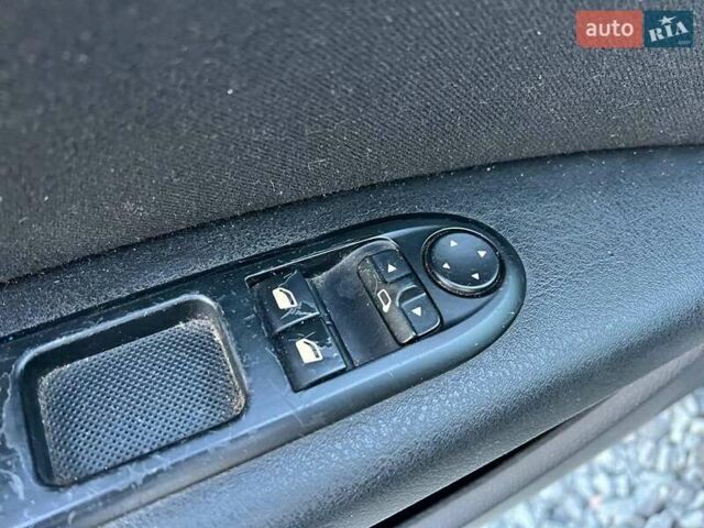 Чорний Пежо 407, об'ємом двигуна 1.8 л та пробігом 280 тис. км за 4290 $, фото 15 на Automoto.ua