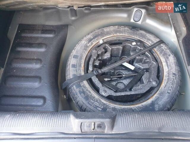 Чорний Пежо 407, об'ємом двигуна 2 л та пробігом 224 тис. км за 3900 $, фото 13 на Automoto.ua