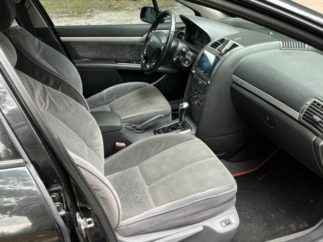 Чорний Пежо 407, об'ємом двигуна 2 л та пробігом 192 тис. км за 4590 $, фото 21 на Automoto.ua