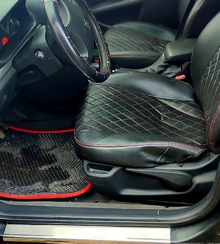 Чорний Пежо 407, об'ємом двигуна 1.7 л та пробігом 250 тис. км за 2999 $, фото 4 на Automoto.ua