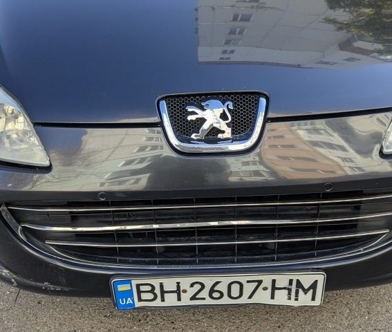 Черный Пежо 407, объемом двигателя 2 л и пробегом 220 тыс. км за 2902 $, фото 20 на Automoto.ua