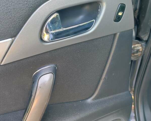 Черный Пежо 407, объемом двигателя 1.6 л и пробегом 242 тыс. км за 4500 $, фото 15 на Automoto.ua