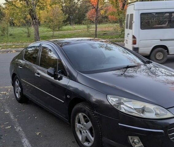 Черный Пежо 407, объемом двигателя 2 л и пробегом 220 тыс. км за 2902 $, фото 2 на Automoto.ua