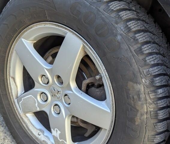 Черный Пежо 407, объемом двигателя 2 л и пробегом 220 тыс. км за 2902 $, фото 17 на Automoto.ua