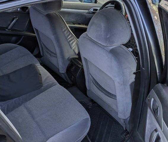 Черный Пежо 407, объемом двигателя 2 л и пробегом 220 тыс. км за 2902 $, фото 6 на Automoto.ua