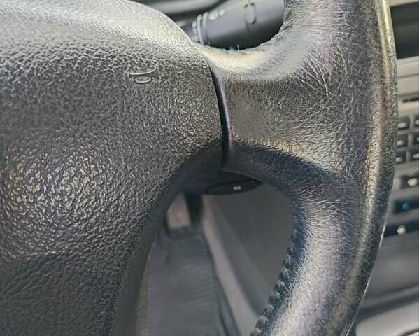 Черный Пежо 407, объемом двигателя 1.6 л и пробегом 242 тыс. км за 4500 $, фото 21 на Automoto.ua