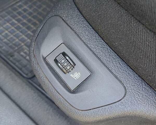 Черный Пежо 407, объемом двигателя 1.6 л и пробегом 242 тыс. км за 4500 $, фото 13 на Automoto.ua