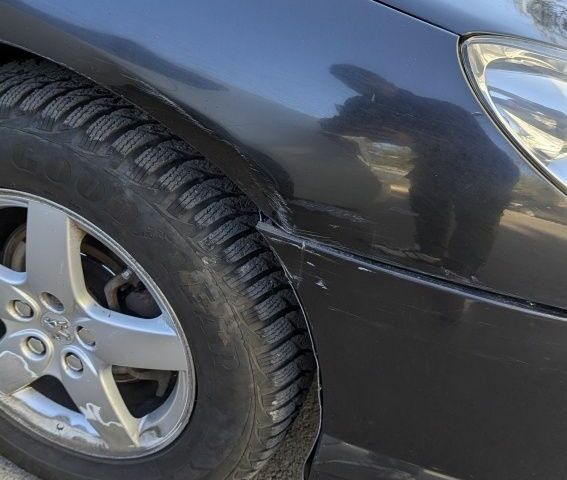 Черный Пежо 407, объемом двигателя 2 л и пробегом 220 тыс. км за 2902 $, фото 15 на Automoto.ua