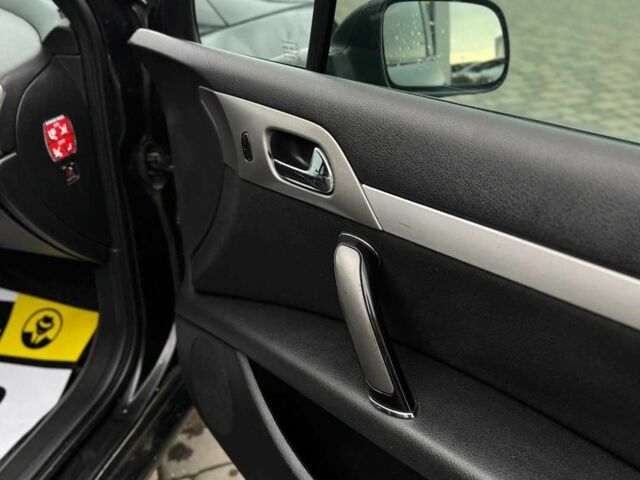 Черный Пежо 407, объемом двигателя 1.7 л и пробегом 238 тыс. км за 3700 $, фото 17 на Automoto.ua