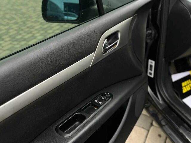 Черный Пежо 407, объемом двигателя 1.7 л и пробегом 238 тыс. км за 3700 $, фото 19 на Automoto.ua