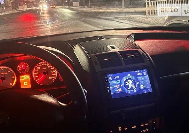 Черный Пежо 407, объемом двигателя 2.72 л и пробегом 300 тыс. км за 4800 $, фото 5 на Automoto.ua