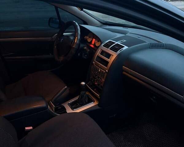 Чорний Пежо 407, об'ємом двигуна 1.8 л та пробігом 263 тис. км за 4600 $, фото 17 на Automoto.ua