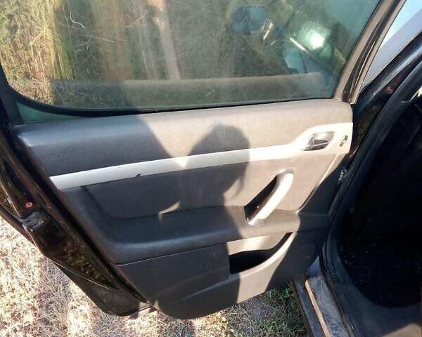 Пежо 407 2008 в Светловдске на Automoto.ua Черный Пежо 407, объемом двигателя 2 л и пробегом 250 тыс. км за 2600 $, фото 4 на Automoto.ua