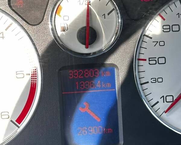 Черный Пежо 407, объемом двигателя 2 л и пробегом 332 тыс. км за 4300 $, фото 8 на Automoto.ua