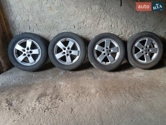 Черный Пежо 407, объемом двигателя 0 л и пробегом 222 тыс. км за 4600 $, фото 11 на Automoto.ua