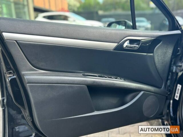 Черный Пежо 407, объемом двигателя 2 л и пробегом 295 тыс. км за 6200 $, фото 6 на Automoto.ua