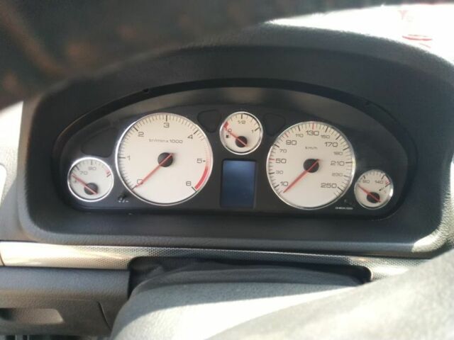 Чорний Пежо 407, об'ємом двигуна 2 л та пробігом 380 тис. км за 4200 $, фото 6 на Automoto.ua