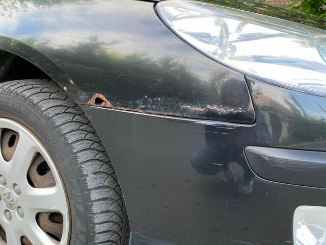 Черный Пежо 407, объемом двигателя 1.6 л и пробегом 348 тыс. км за 3000 $, фото 2 на Automoto.ua