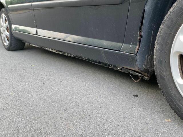 Черный Пежо 407, объемом двигателя 1.6 л и пробегом 348 тыс. км за 3000 $, фото 3 на Automoto.ua