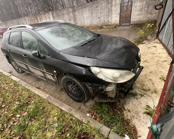 Черный Пежо 407, объемом двигателя 1.6 л и пробегом 330 тыс. км за 1700 $, фото 1 на Automoto.ua