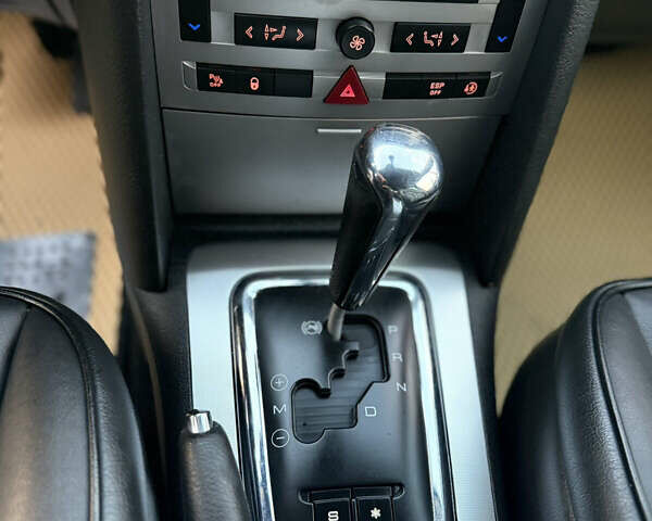 Пежо 407 2007 в Львове на Automoto.ua Черный Пежо 407, объемом двигателя 2 л и пробегом 234 тыс. км за 4850 $, фото 17 на Automoto.ua