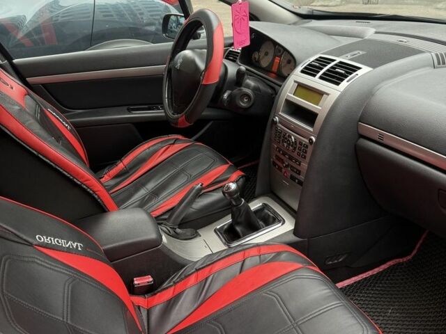 Черный Пежо 407, объемом двигателя 1.6 л и пробегом 303 тыс. км за 6000 $, фото 1 на Automoto.ua